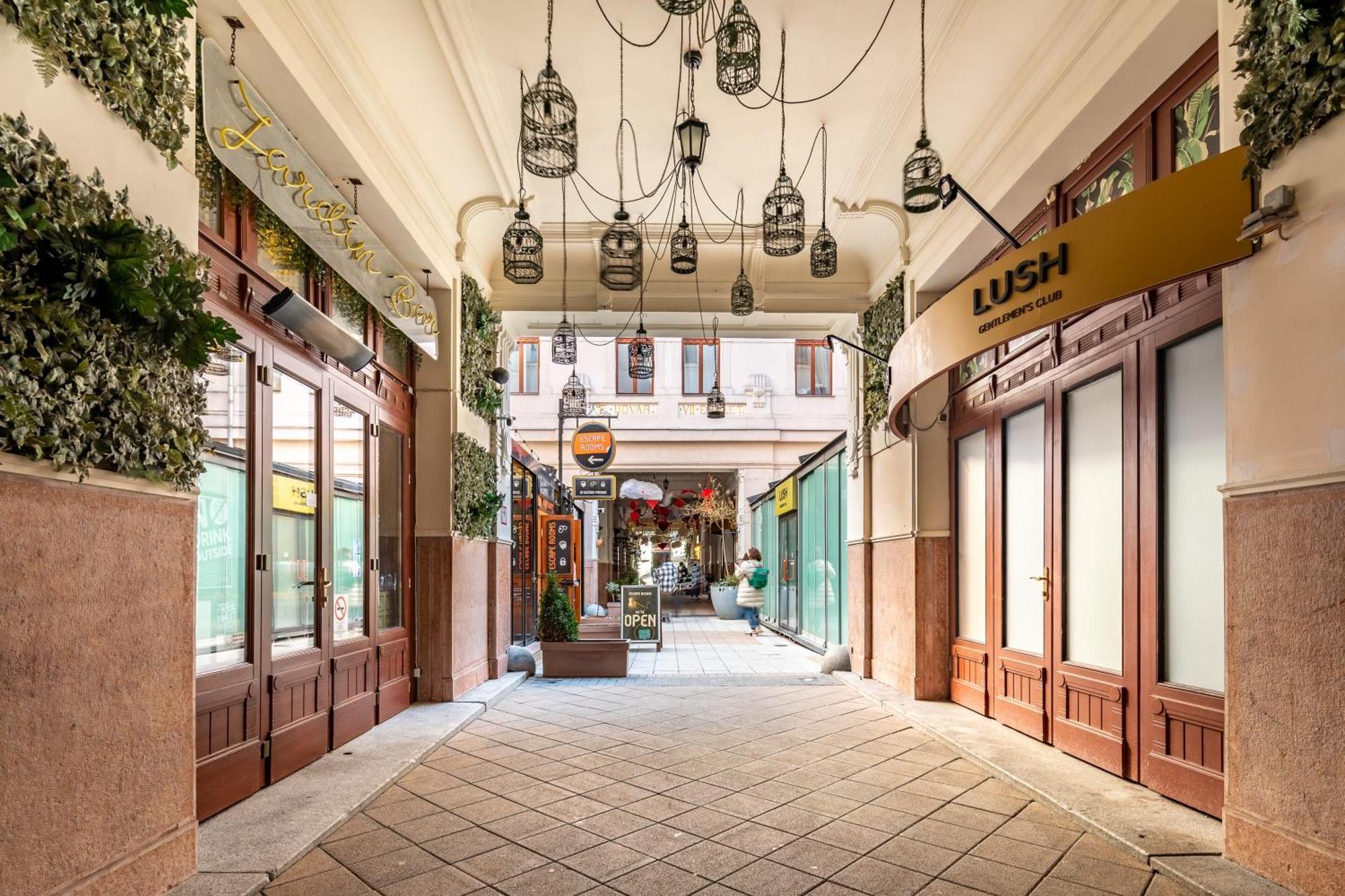 Super Central - Very Lively Area - In Gozsdu بودابست المظهر الخارجي الصورة